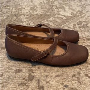 Trotters Women’s Flats